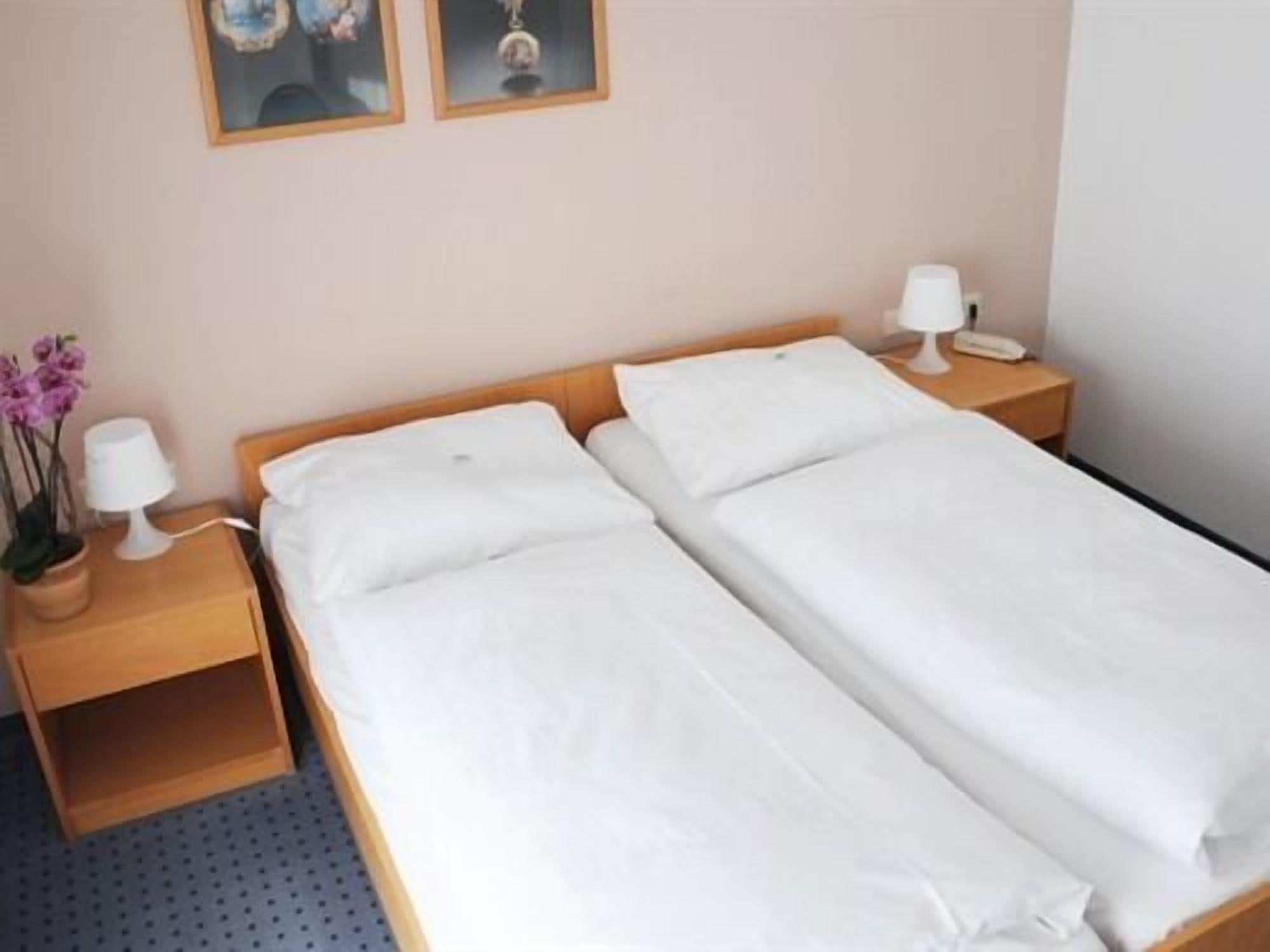 Hotel Ulmer Stuben Extérieur photo